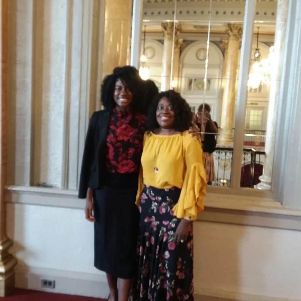 Meet your Posher, Desrin